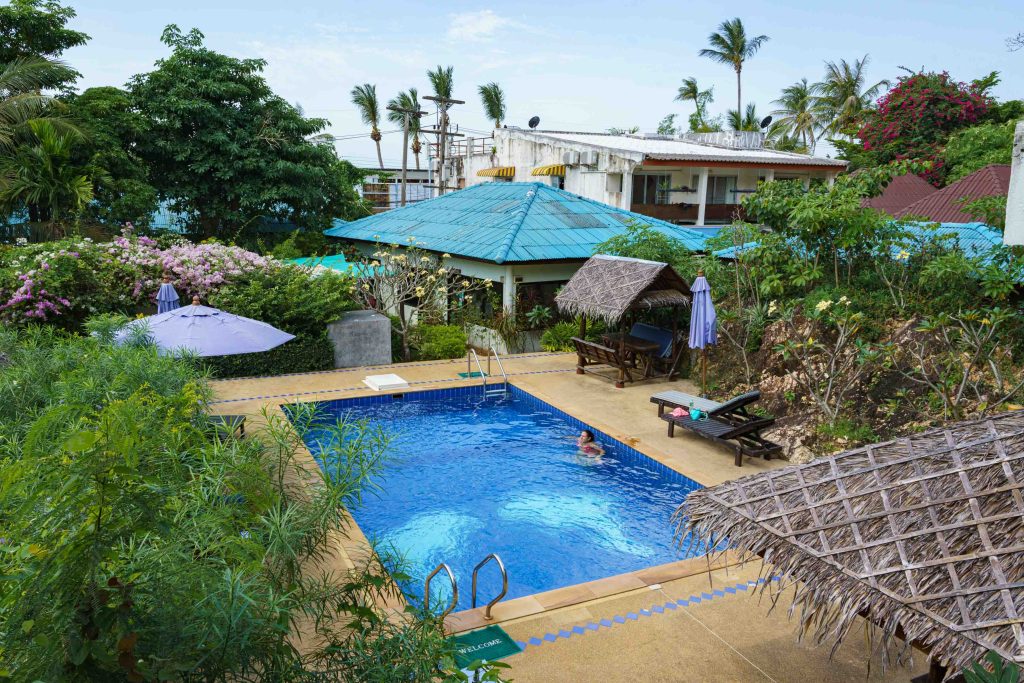 Ananda salt water pool 2